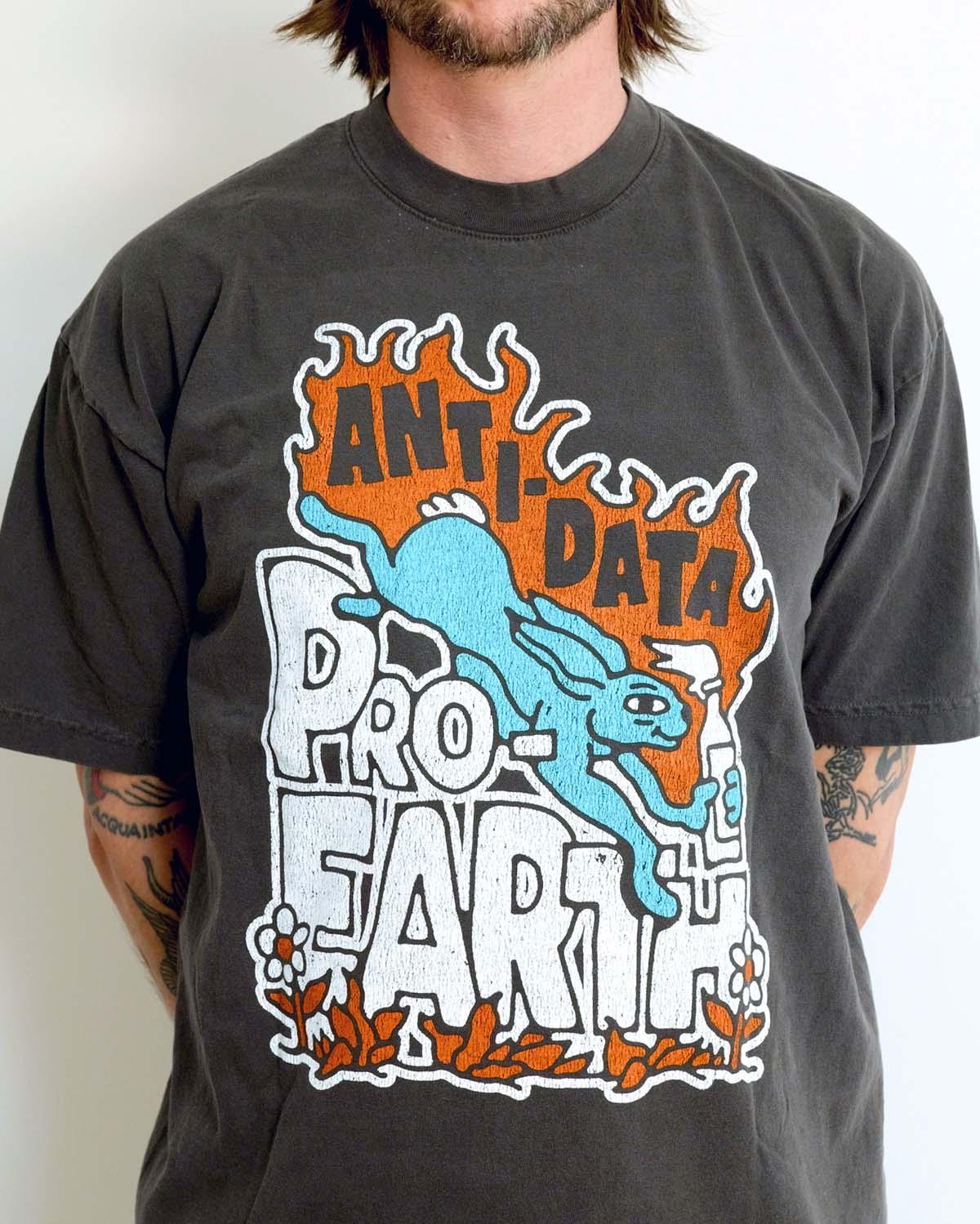 Pro Earth Tee – Boring Friends